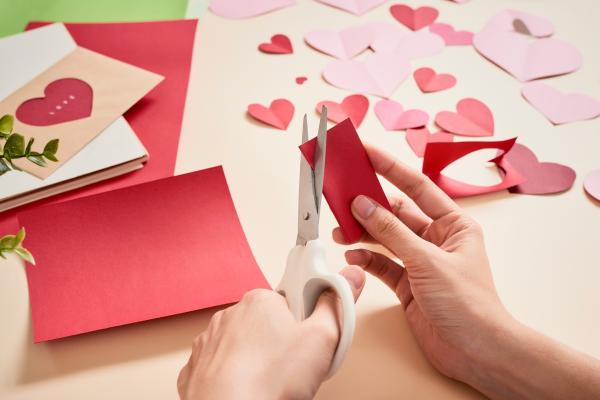 Image for event: Family Crafternoon - Valentines